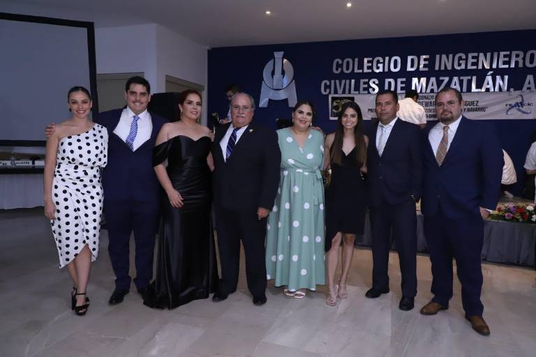Entregan el Premio Anual de Ingeniería ‘Humberto Romero Navarro’ a Guillermo Trewartha