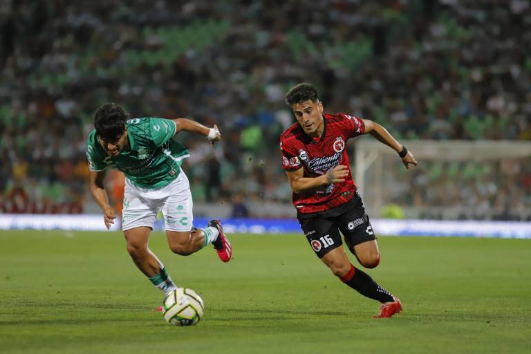 Santos saca intenso triunfo ante Xolos