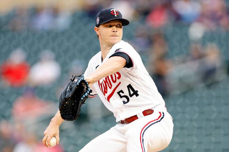 Sonny Gray pacta por tres años con San Luis