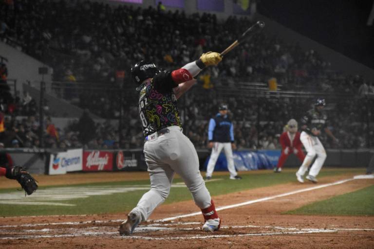 Jesse Castillo empata marca y Jeff Kinley se mantiene invicto