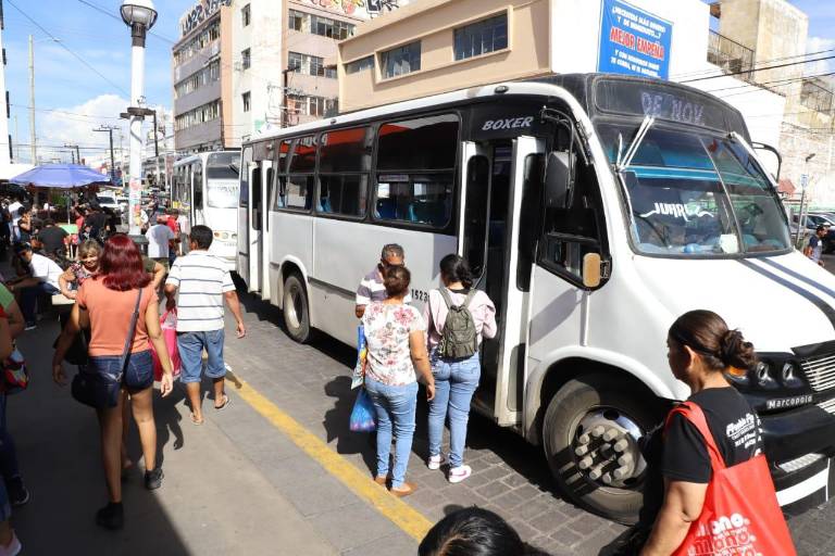 Transportistas de Mazatlán esperan aumento en la tarifa del pasaje a corto plazo
