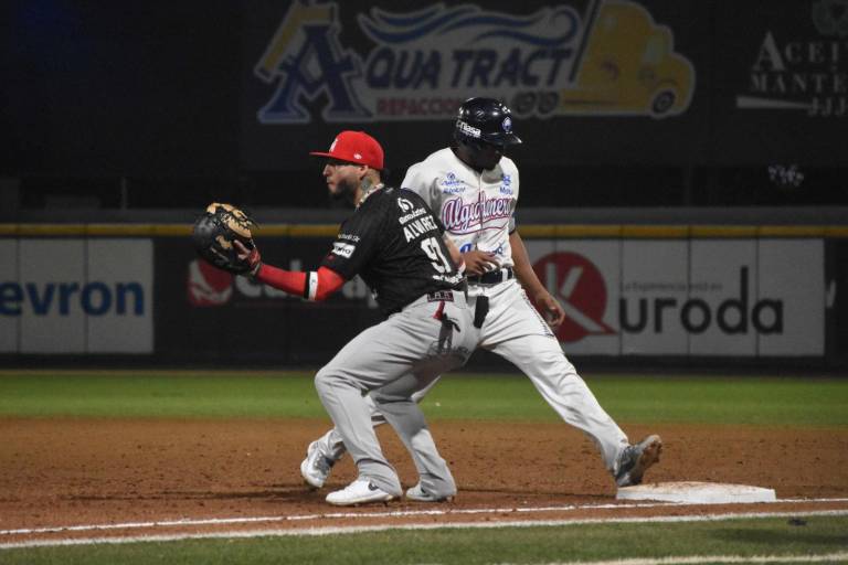 Algodoneros se lleva la doble tanda y gana la serie a Venados