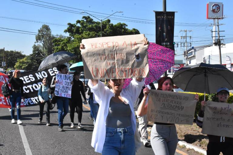 ¡Rector por dedazo: no!, alumnos y docentes de la UAdeO marchan en Culiacán