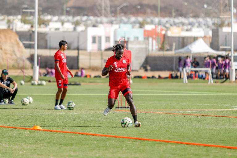 Mazatlán encara a rival directo del cociente al medirse a Necaxa