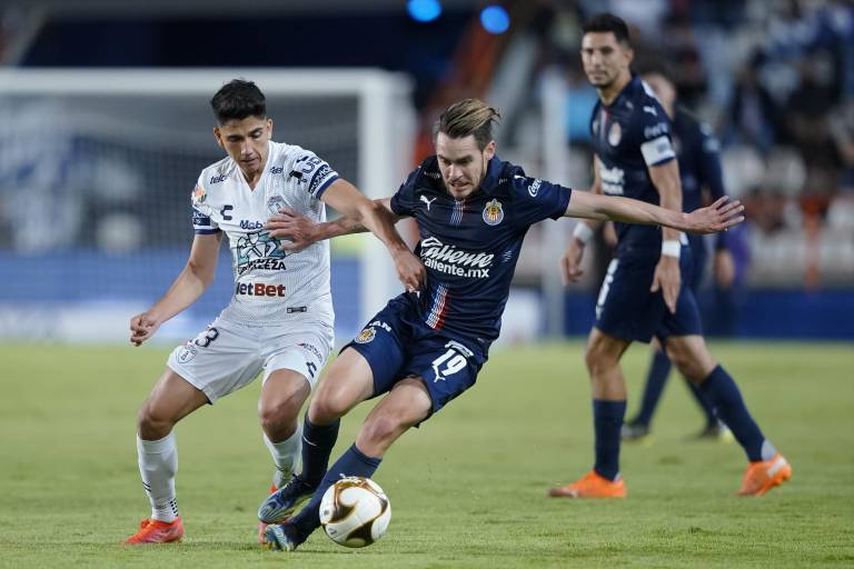Pachuca golea al Guadalajara y los deja fuera en el repechaje