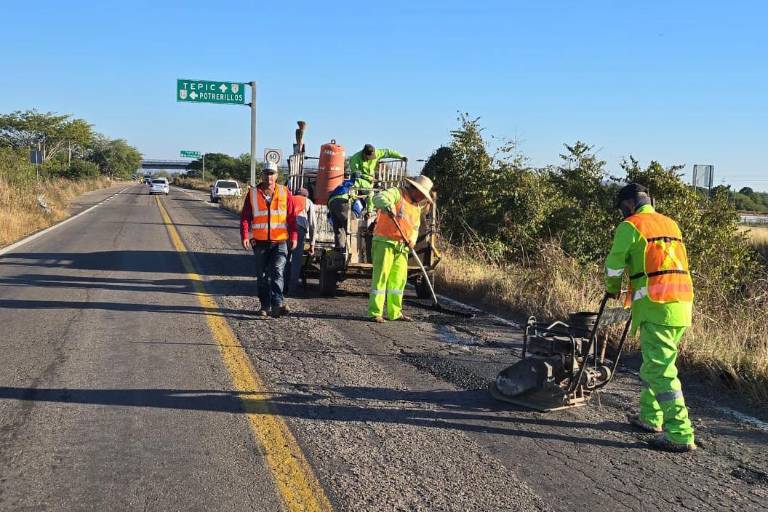 Califican usuarios bacheo de la México 15 como un ‘mejoralito’