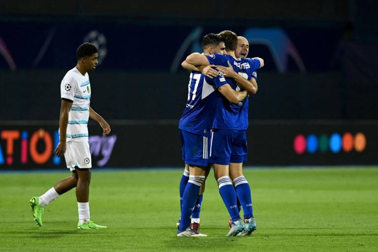 El Chelsea se desbarajusta en Zagreb para iniciar la Champions League con derrota