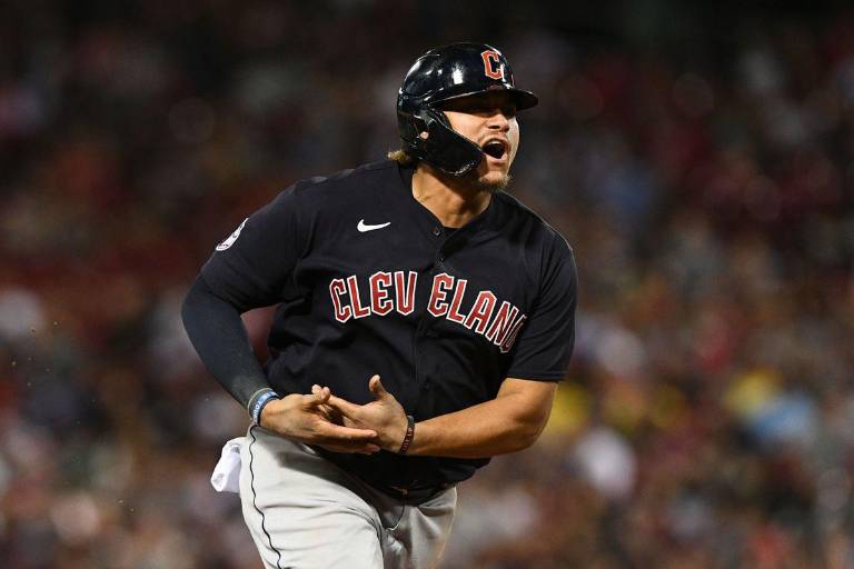 Josh Naylor pega dos jonrones y Guardianes apalean a Piratas
