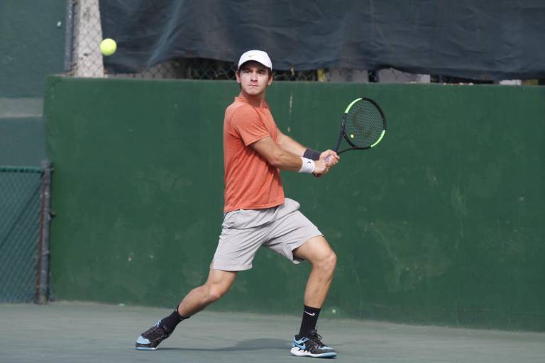 Luis Patiño y Roberto Quiroz avanzan a semifinales en el World Tennis Tour Cancún 2022