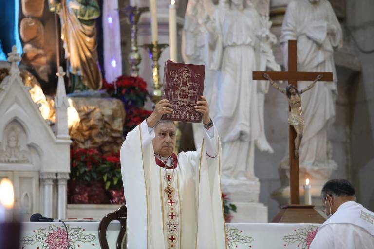 Jesucristo invita a ser hombres y mujeres de paz: Obispo de Mazatlán