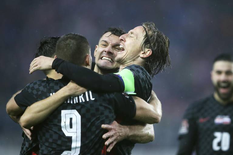 Un autogol le vale su pase a Qatar 2022 a Croacia; Rusia se va a repechaje