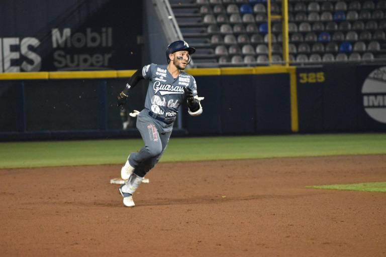 Triple de Marco Jaime le da el triunfo y la serie a Algodoneros de Guasave en Monterrey