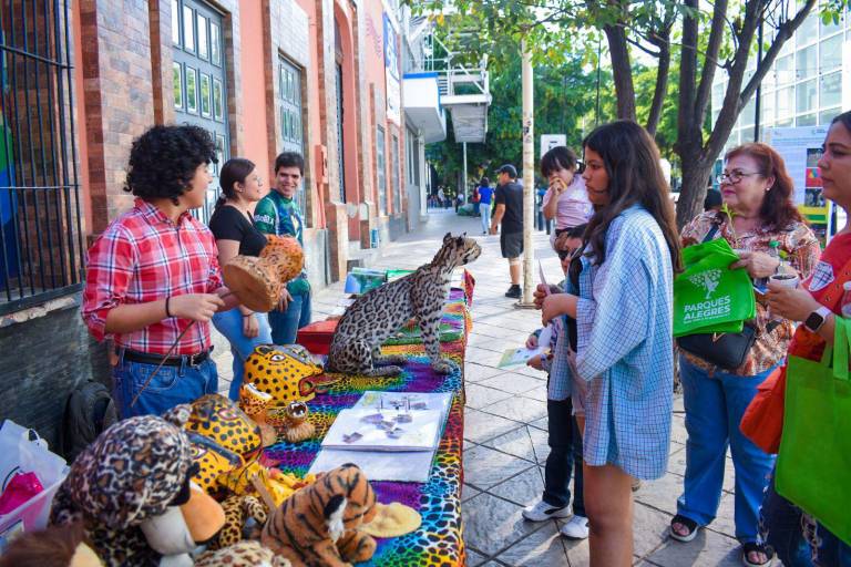 Reactivan el Paseo del Ángel en Culiacán con feria vespertina
