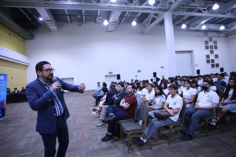 ‘Siembra’ Incúbate semilla del emprendimiento en mil jóvenes de Cobaes