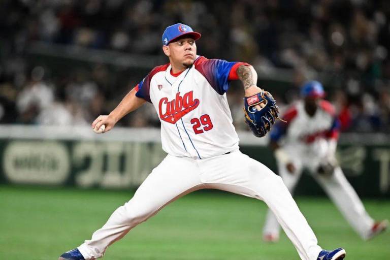 Toronto toma la delantera por lanzador cubano Yariel Rodríguez