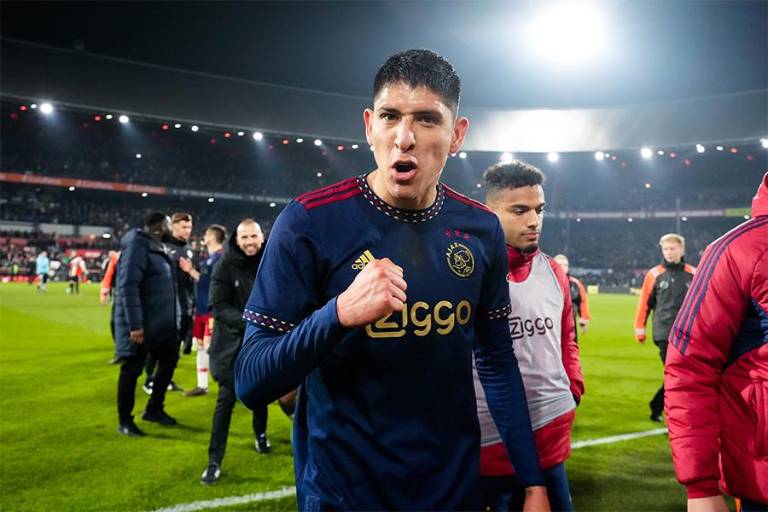 El Ajax de Edson y Sánchez elimina al Feyenoord de Giménez