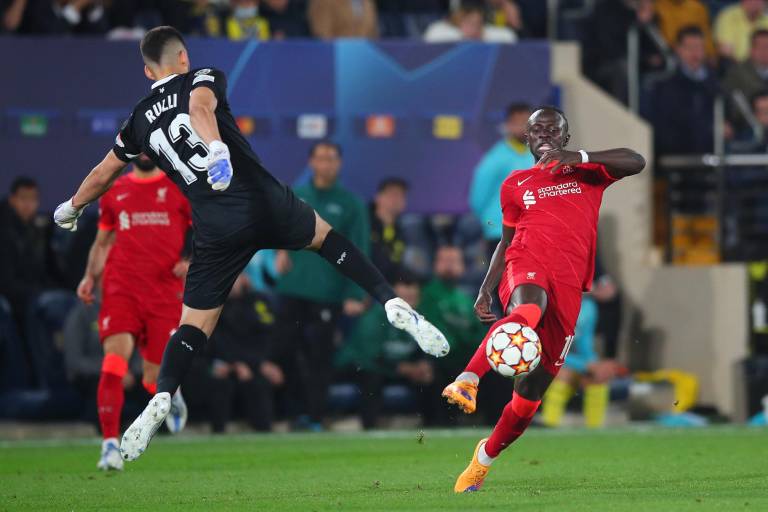 Liverpool apaga rebelión de Villarreal y se mete a la final de la Champions League