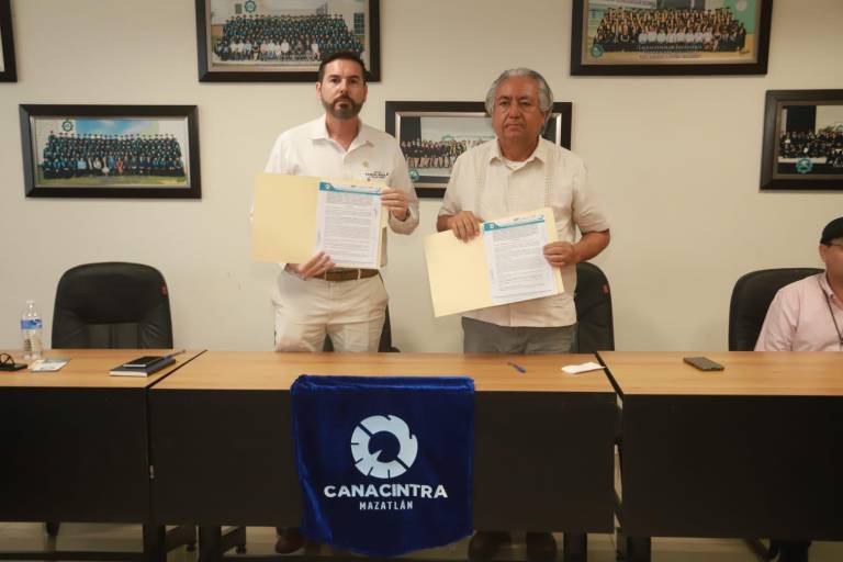 Facilitarán Canacintra y Utesc prácticas profesionales a estudiantes de Sinaloa