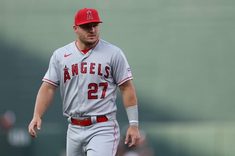 Mike Trout perdería de 6 a 8 semanas por fractura en una muñeca