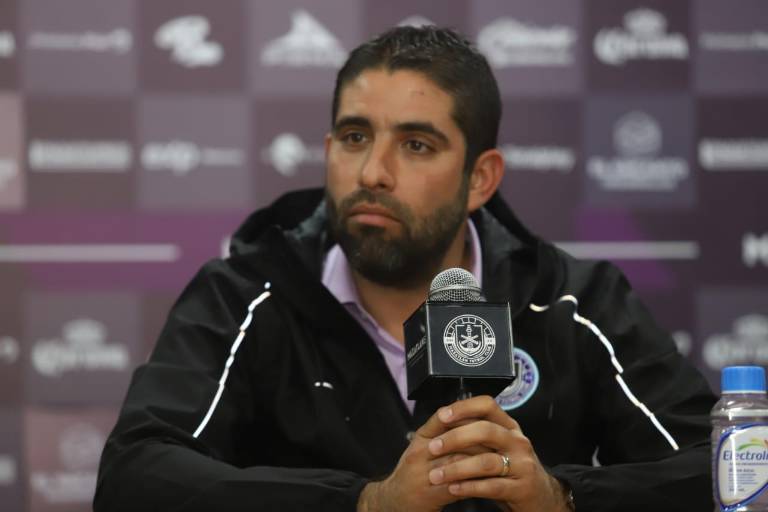 El objetivo a corto plazo es sumar puntos: Carlos Vela