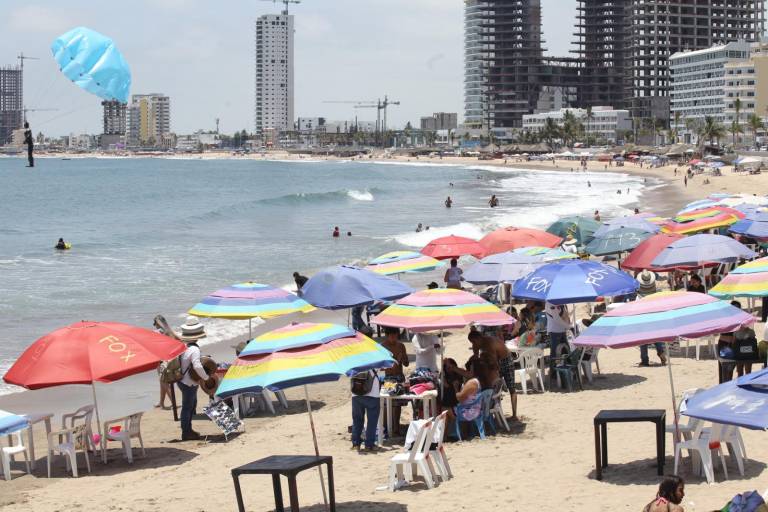 Inician las vacaciones de verano, Protección Civil Mazatlán da algunas recomendaciones