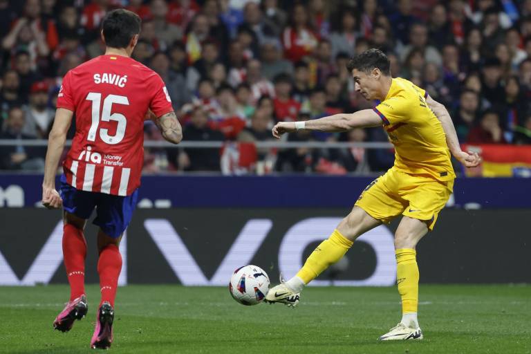 Robert Lewandowski conduce al Barça a un gran triunfo en el Metropolitano