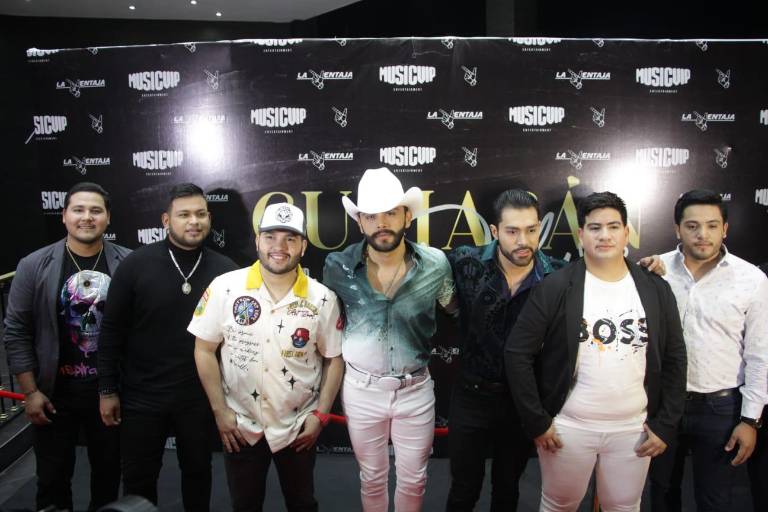 Reúne el Grupo La Ventaja a figuras del Regional Mexicano en la fiesta ‘Culiacán Deluxe’