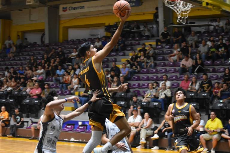 Frayles de Guasave se impone a Piratas Basketball de Mazatlán en vibrante partido