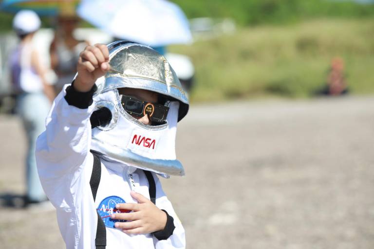 Emiliano, el pequeño mazatleco que quiere viajar a las estrellas
