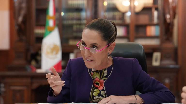 La Presidenta Claudia Sheinbaum Pardo durante la llamada telefónica con Donald Trump.