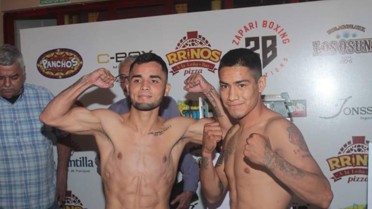 Jesús “Veneno” Aréchiga y José Armando “Pamba” Valdez dieron el peso para su pelea de este viernes.