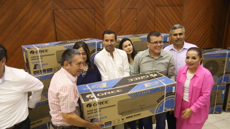Este programa del Ayuntamiento de Mazatlán funciona con una aportación del 50 por ciento del Gobierno y 50 por ciento la parte interesada.