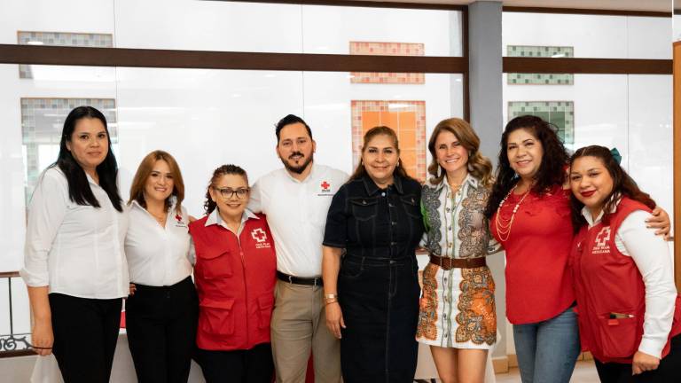 Krystian Delgado, Yuribia Sarabia, Dora Luz Lozoya, Erick Montoya, Patricia Heras, Almendra Ibarra, Silvia Heras y Adilene Silvas.