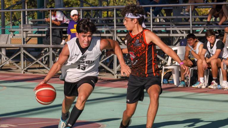 Academia Aban vence a Lobos Bahía.