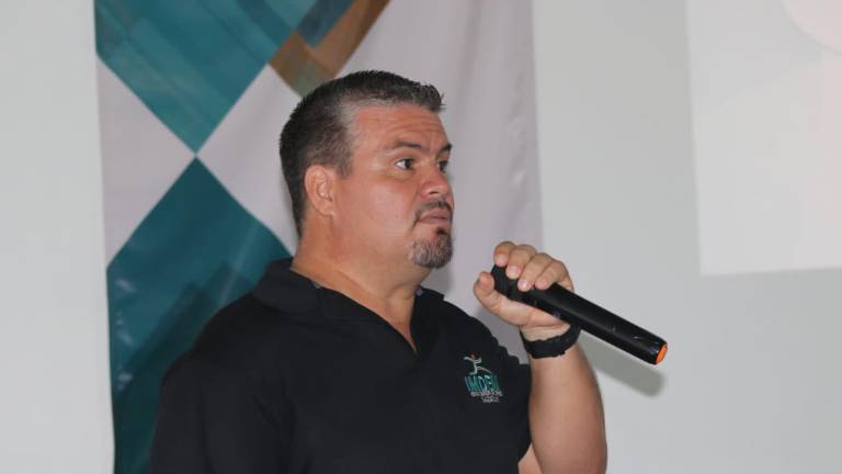Rafael Ballesteros impartió el Módulo Uno de Psicología Deportiva y Desarrollo Humano.