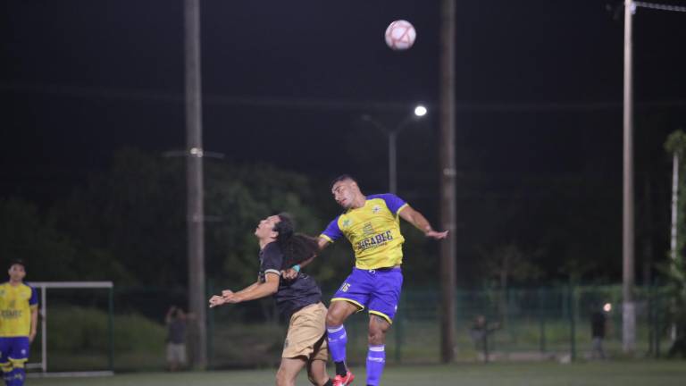 Los Cremas Independencia elimina a los Boys de Villa Unión.