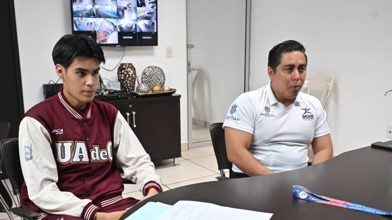 Durante su visita al Instituto Municipal del Deporte, agradeció el apoyo de su universidad, el Imdem y su familia, reafirmando su compromiso de regresar más fuerte en 2026.