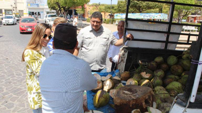 Sosa Osuna estuvo de visita en Rosario como parte su gira por el sur.