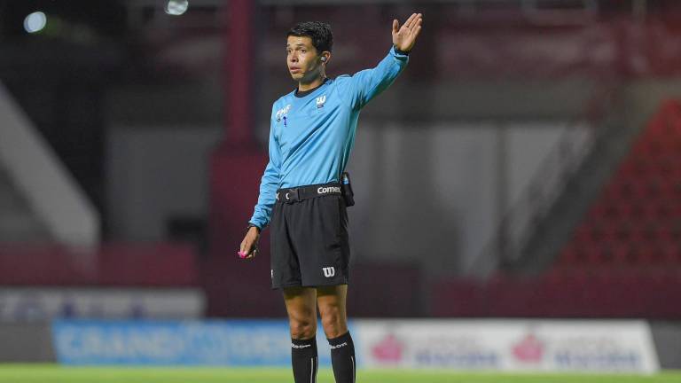 La carrera arbitral de Mauricio López viene en ascenso.