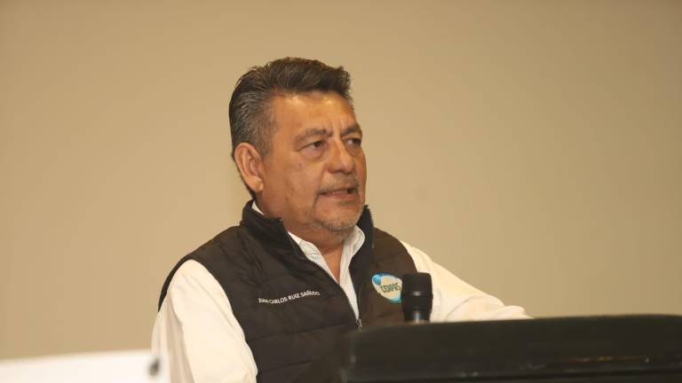 Juan Carlos Ruiz Sañuedo llamó a crear conciencia sobre el uso eficiente del agua.
