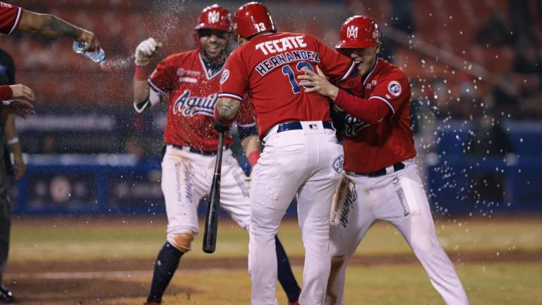 Mexicali empareja la serie.
