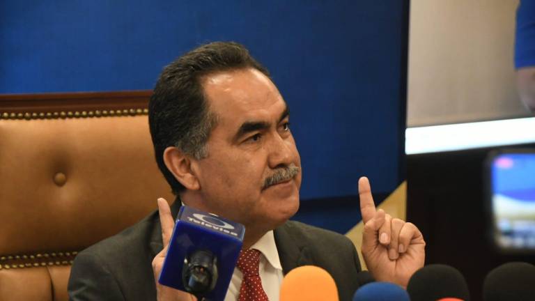 Jesús Madueña Molina, Rector de la UAS, da a conocer a su equipo de trabajo.