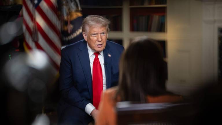 Donald Trump informó sobre la llamada que sostuvo con la Presidenta de México Claudia Sheinbaum Pardo.