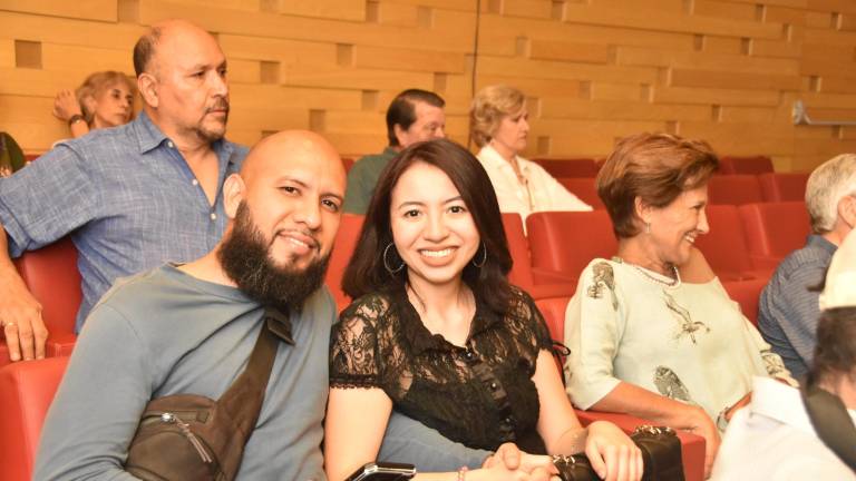 Diego Navarro y Cecilia Calderón.