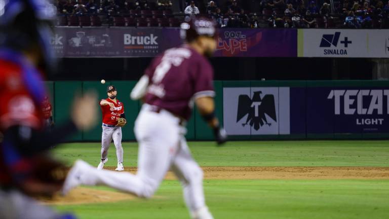 Tomateros de Culiacán deberá sacar al menos una victoria en Jalisco.