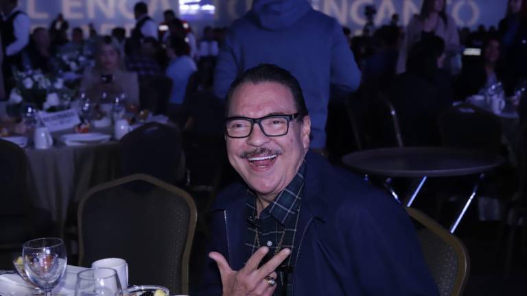 Julio Preciado no estará presente en el homenaje por 25 años de su coronación como Rey de la Alegría del Carnaval de Mazatlán.