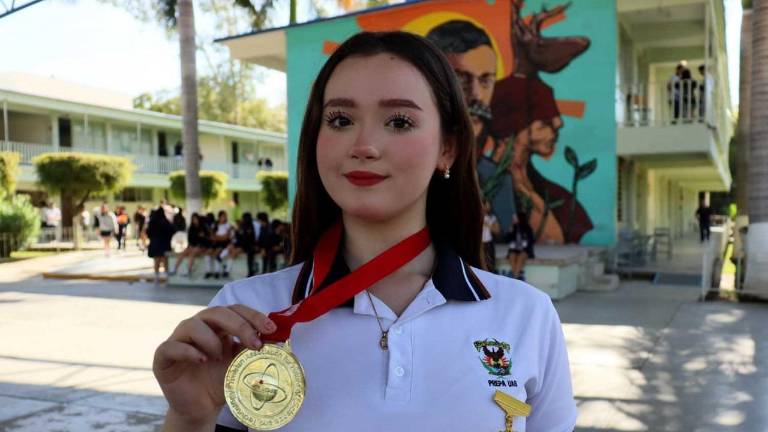 Kendra Verduzco presentó un gel que ayuda a cicatrizar heridas.