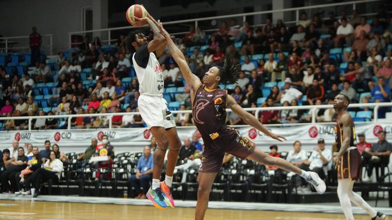 Venados Basketball logró retomar la ventaja en el periodo final para quedarse con una victoria importante en el Lobo Dome.