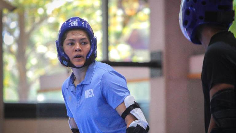 María Espinoza se prepara participar en importantes eventos.