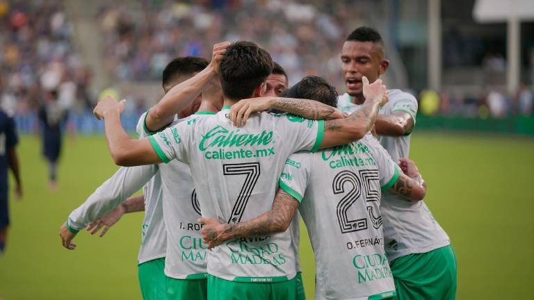 León no tuvo problemas para superar al Sporting Kansas City.